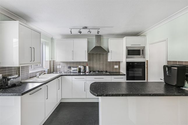 3 bed town house