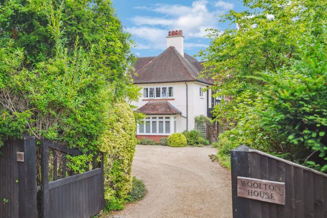 Oval Way, Gerrards Cross... 5 bed detached house for sale