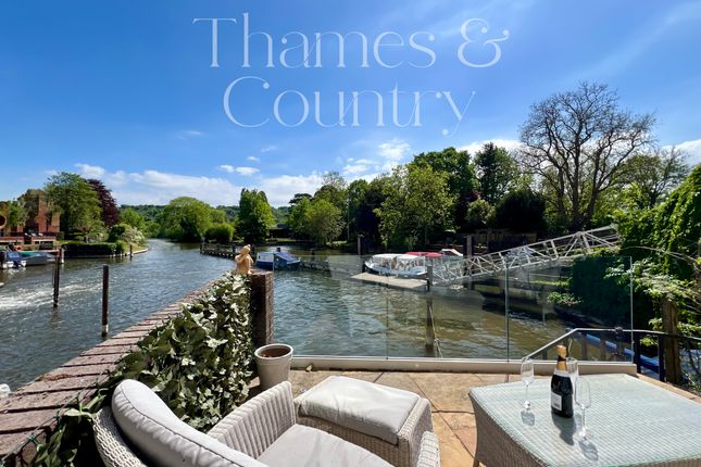 Mill Road, Marlow SL7 5 bed end of terrace house for sale