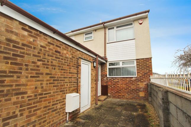 3 bedroom end of terrace house for sale
