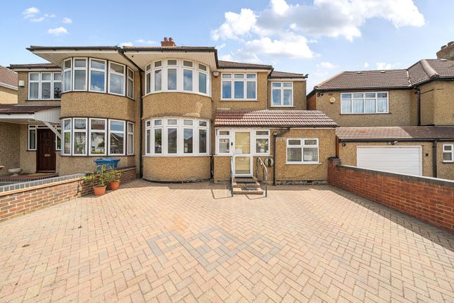 5 bedroom semi-detached house for sale