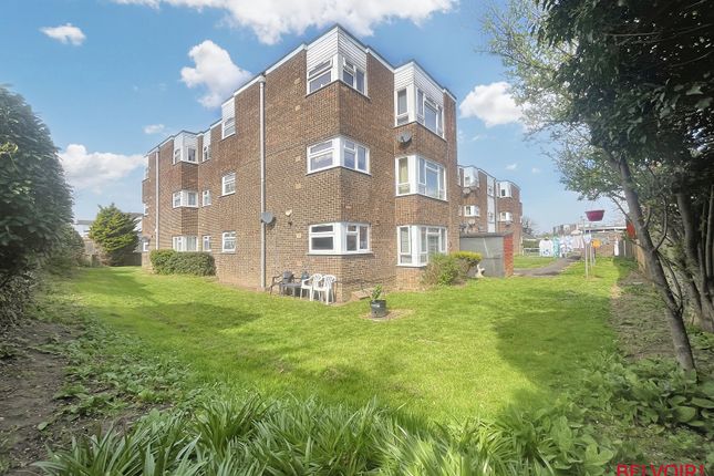 Cheltenham GL53 2 bed apartment for sale