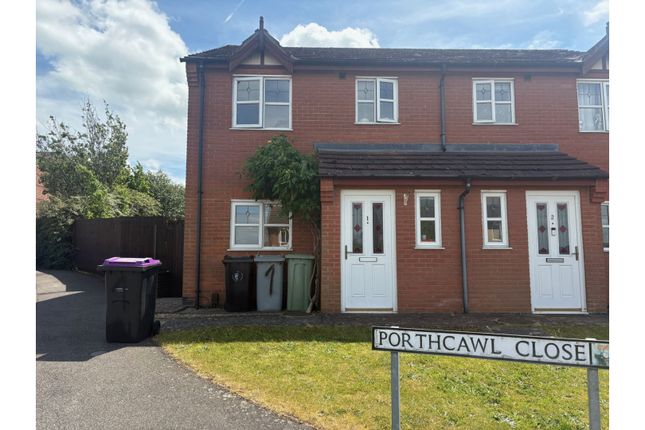 3 bed semi-detached house