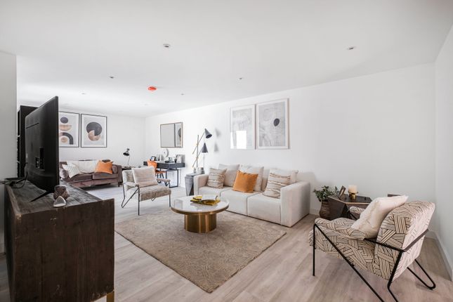 3 bedroom apartment for sale