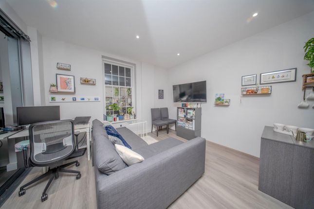 Newcourt, Uxbridge UB8 1 bed terraced house for sale