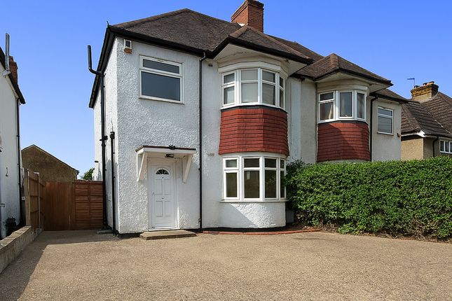 Pinner Road, Northwood, HA6 3 bed semi