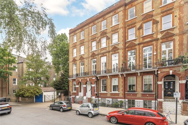 London SW5 1 bed apartment for sale