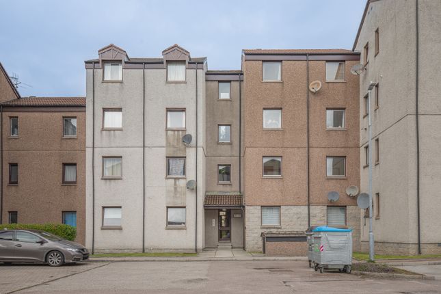 Headland Court, Aberdeen 2 bed apartment for sale