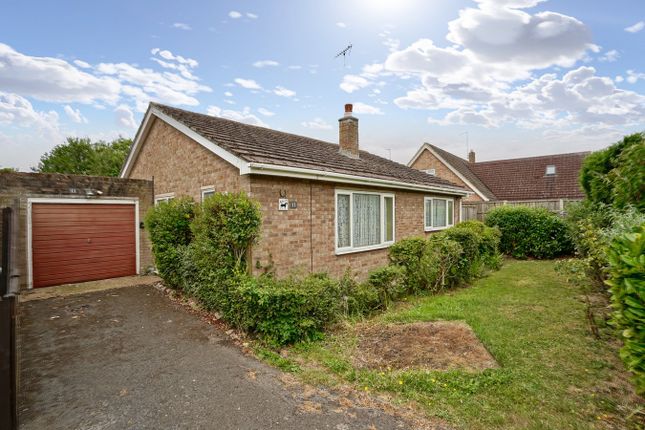 Squires Close, Somersham, Huntingdon... 2 bed bungalow for sale
