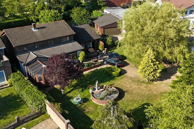 6 bedroom detached house for sale