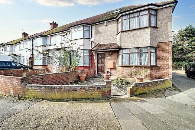 Minterne Waye,Hayes,UB4 0PF 4 bed end of terrace house for sale