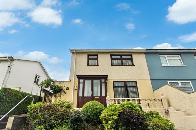 3 bed semi-detached house