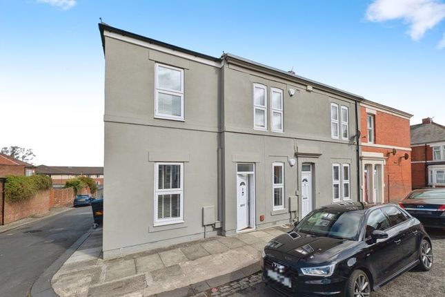 5 bedroom flat for sale