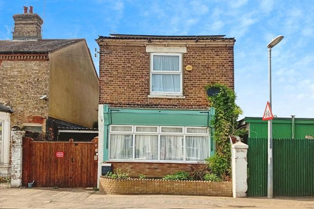 Victoria Road, Wisbech... 3 bed detached house for sale