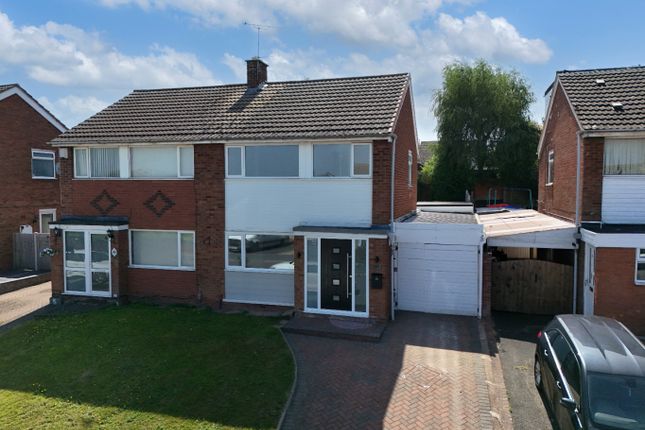 3 bedroom semi-detached house for sale