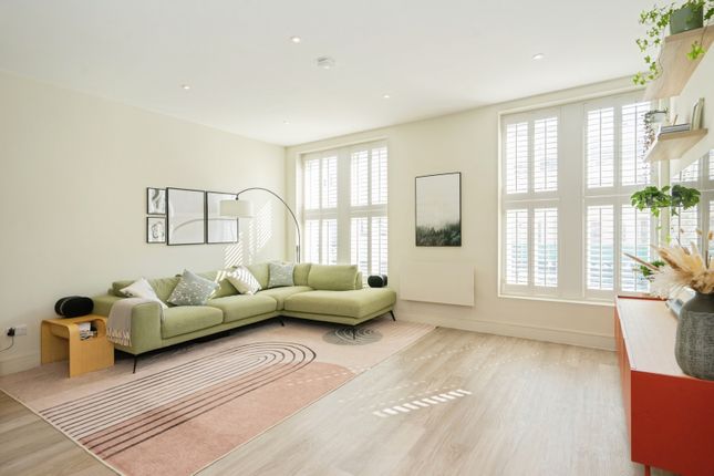 2 bed flat