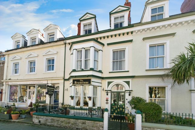 8 bedroom terraced house for sale