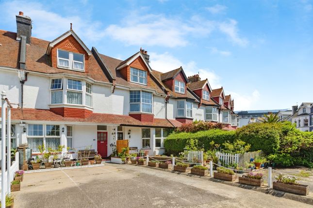 6 bedroom terraced house for sale