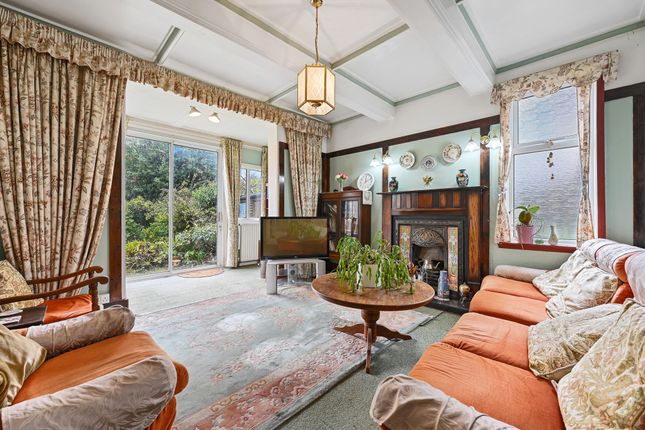 Weald Lane, Harrow 3 bed detached house for sale