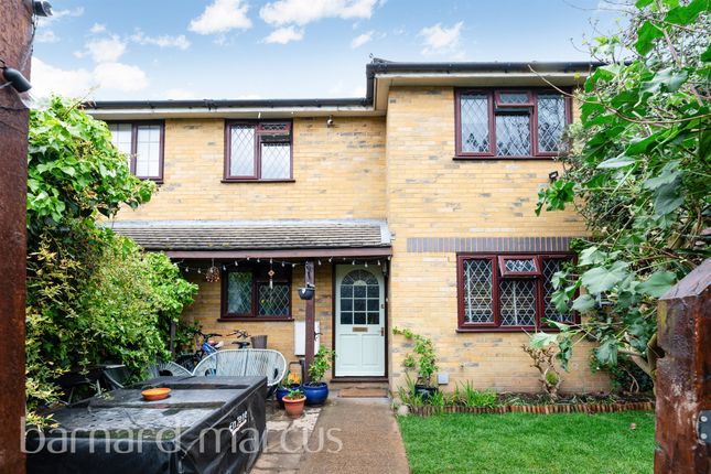 3 bed end terrace house