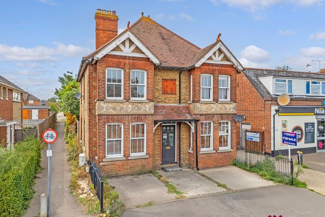 Main Road, Broomfield, CM1 2 bed maisonette for sale