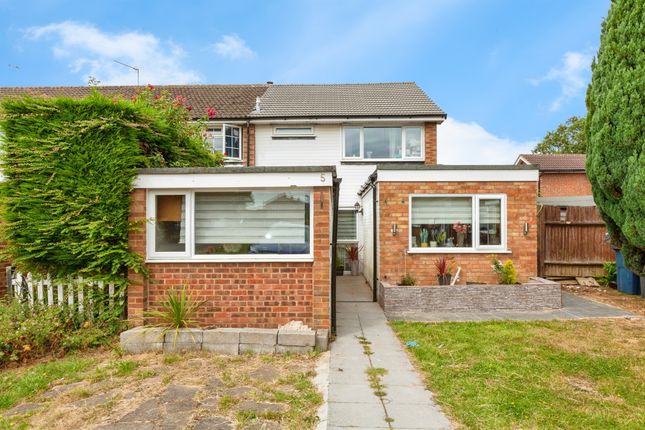 4 bedroom end of terrace house for sale