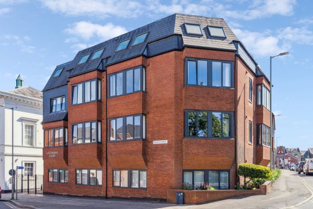 2 bedroom penthouse for sale
