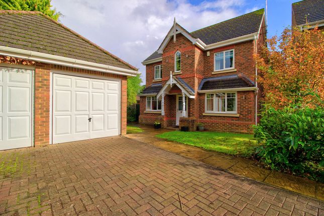 Wokingham RG41 4 bed detached house for sale