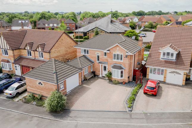 Bradley Stoke, Bristol BS32 4 bed detached house for sale
