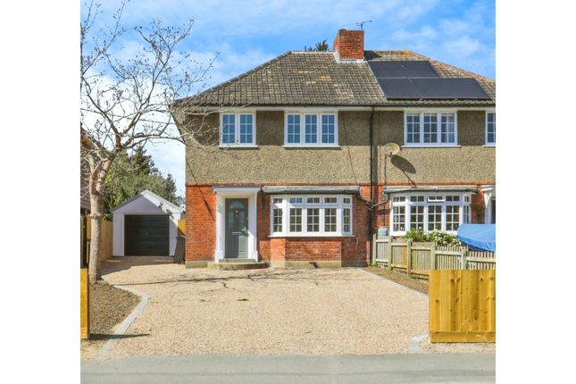 3 bedroom semi-detached house for sale