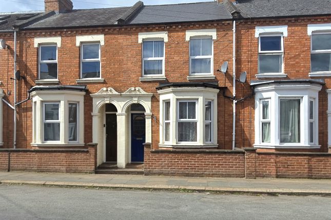 Lutterworth Road, Abington, NN1 5JP 3 bed terraced house for sale