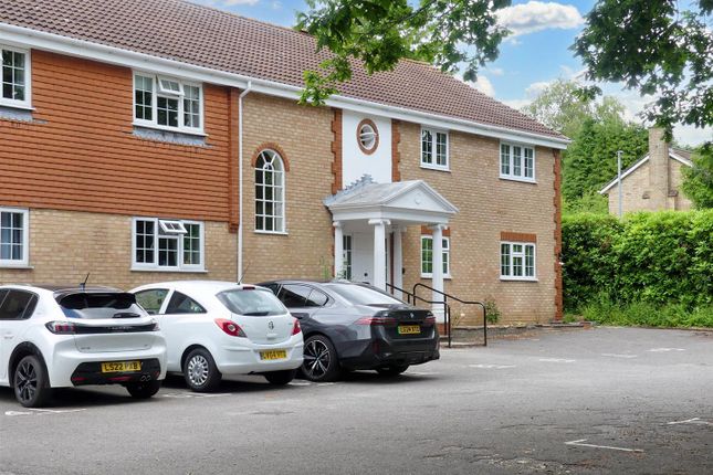 Crawley 1 bed apartment for sale