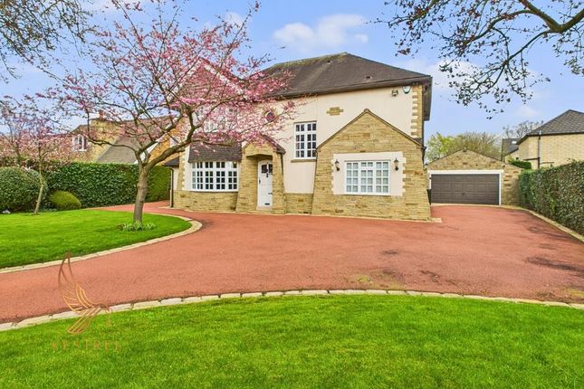 Field Lane, Wakefield WF2 4 bed detached house for sale