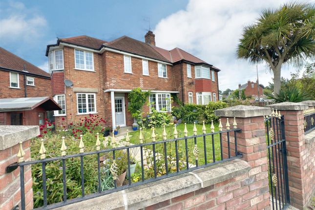 Normanston Drive, Oulton Broad... 5 bed semi
