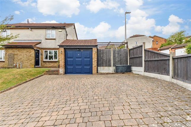 Winchelsea Road, Walderslade... 3 bed semi