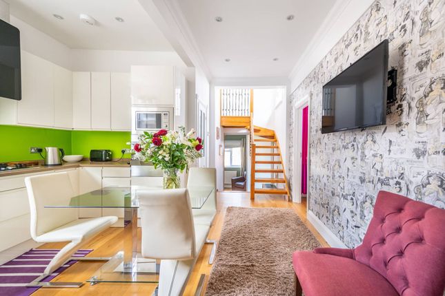 Melrose Avenue, Willesden Green... 2 bed flat for sale