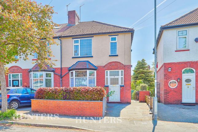 Farmway, Alkrington, Middleton M24 3 bed semi