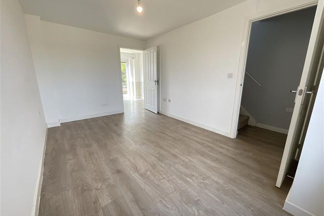 Lytton Copse, Littlehampton, West Sussex 2 bed semi