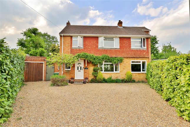 Oakwood Road, Woking, Surrey, GU21 5 bed detached house for sale