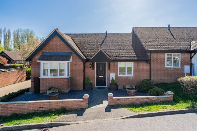 Mill Road, Bletchley Milton Keynes, MK2 2 bed bungalow for sale