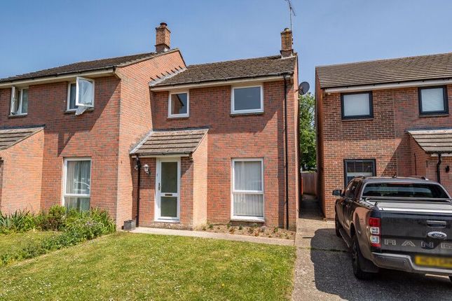 3 bed semi-detached house