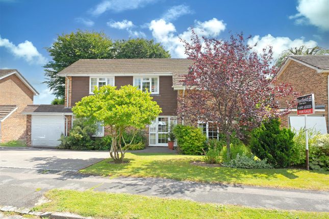 Swift Close, Crowborough 4 bed house for sale