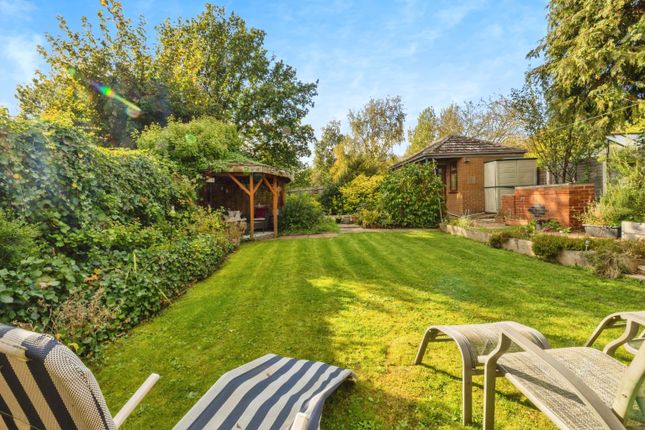 3 bed bungalow