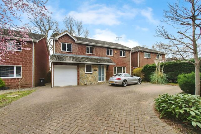 Reeves Way, Wokingham, Wokingham 5 bed detached house for sale
