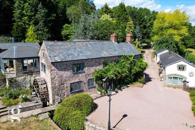 6 bedroom country house for sale