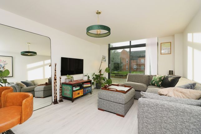 Hatfield Road, St Albans, AL1 1 bed flat for sale