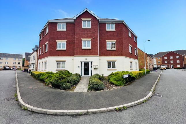 Six Mills Avenue, Swansea SA4 2 bed apartment for sale
