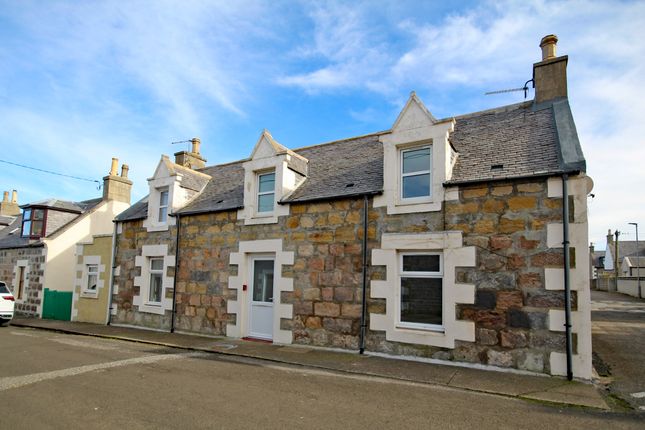 2 bed detached house