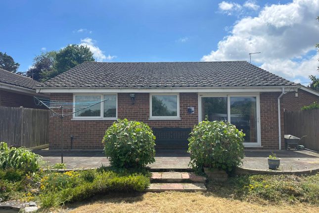 Station Road, Southfleet, Gravesend... 3 bed bungalow for sale