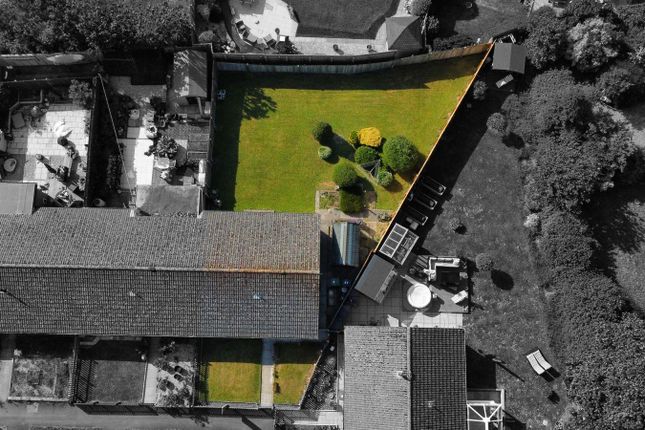 2 bedroom semi-detached bungalow for sale